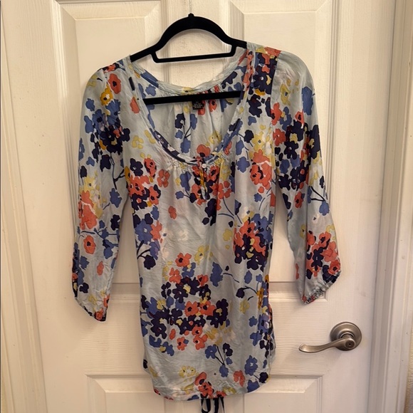 Lucky Brand Floral Silk 3/4 Sleeve Tie Back Blouse - Picture 2 of 4